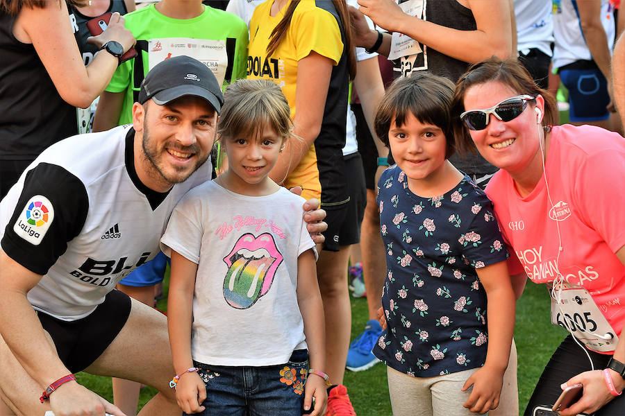 Fotos: Búscate en la Volta a Peu Fundación Valencia CF