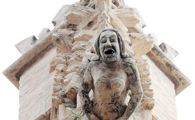 Detalle de una de las gárgolas de la Lonja de la Seda que integra la ruta turística. 