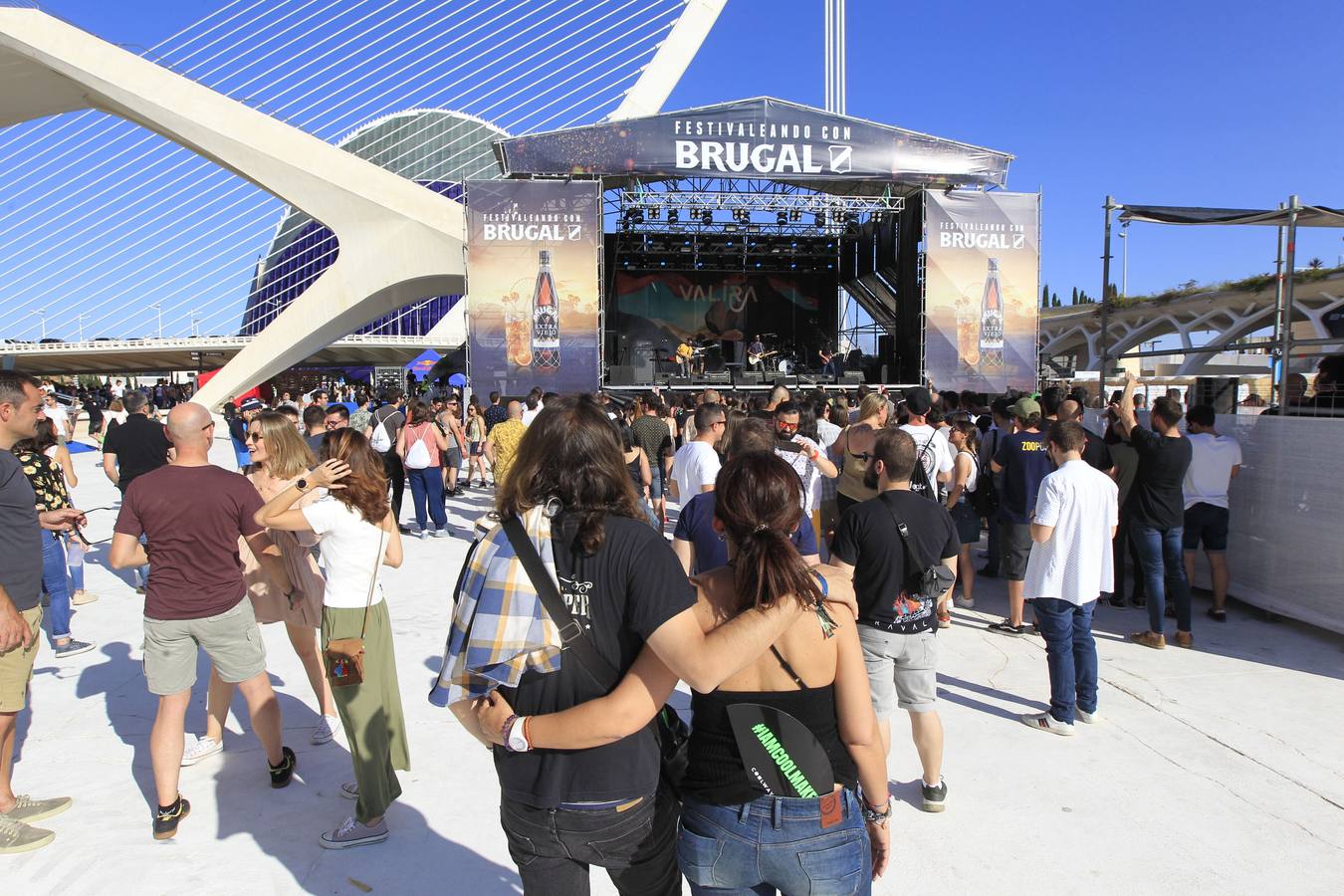 La Ciudad de las Artes y las Ciencias de Valencia acoge este 7 y 8 de junio a miles de fans de la música y a cientos de artistas para dar la bienvenida al verano