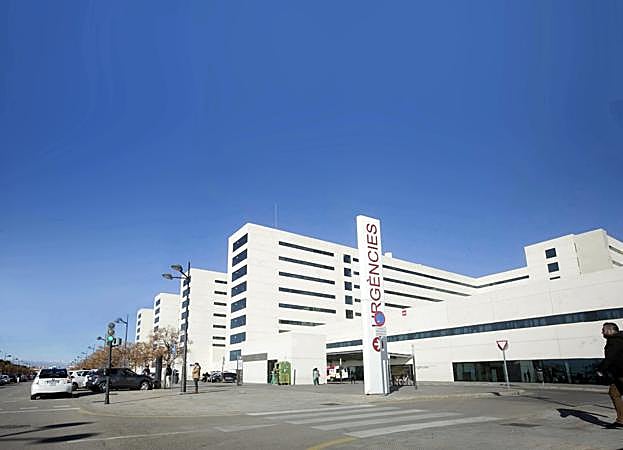 Entrada de Urgencias del Hospital La Fe. 