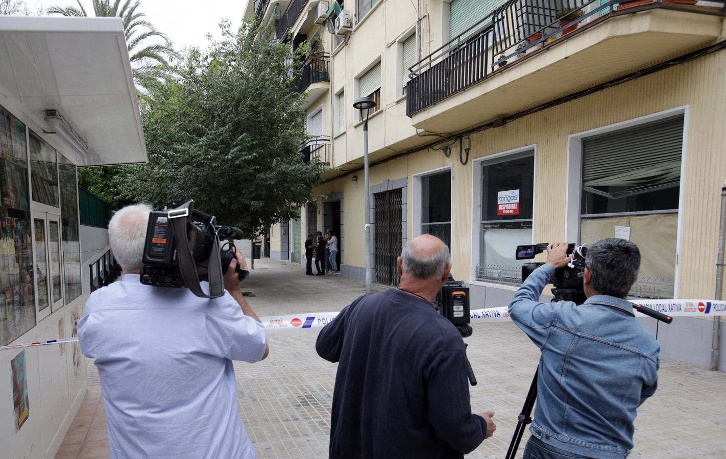 Una mujer embarazada de 6 meses ha sido encontrada degollada en su casa este martes en Xàtiva. 