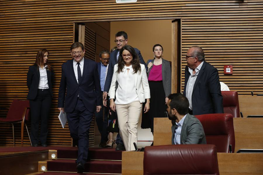 Fotos: Primera sesión de investidura en Les Corts de la X Legislatura