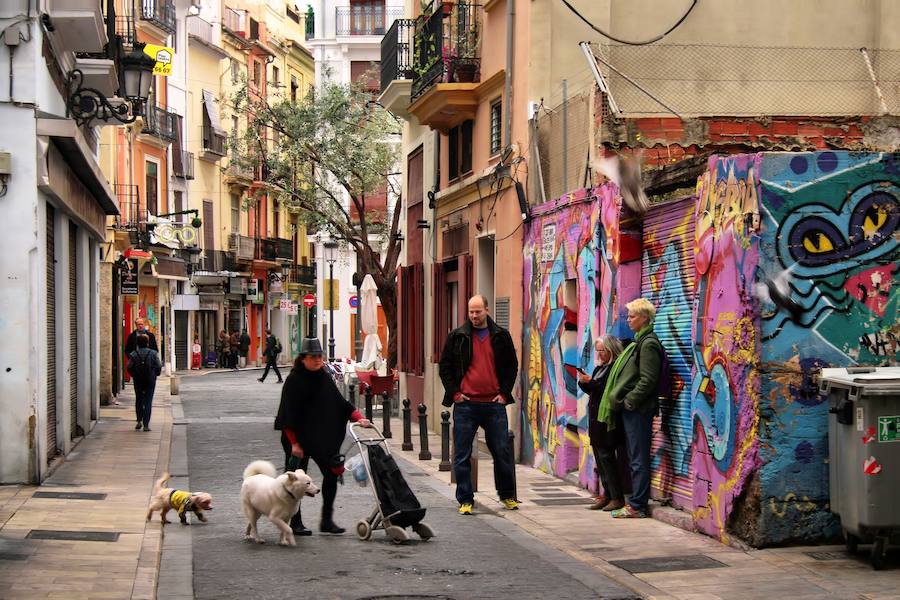 8. Tampoco podía faltar el barrio del Carmen, otro de los iconos de la Valencia urbana. 