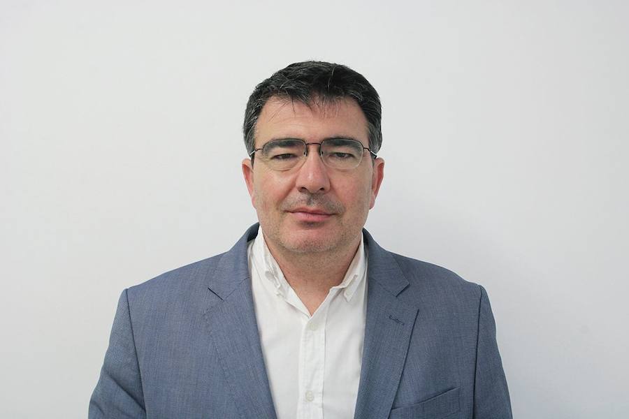 Narciso Estellés (Ciudadanos) | 47 años, Valencia. Ingeniero en Organización Industrial e Ingeniero Técnico Industrial. MBA Executive. Jefe de Servicio de la Red de líneas de la EMT de Valencia.