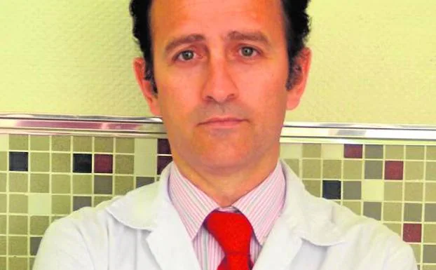 Doctor José Rubio Briones, jefe del Servicio de Urología del IVO.