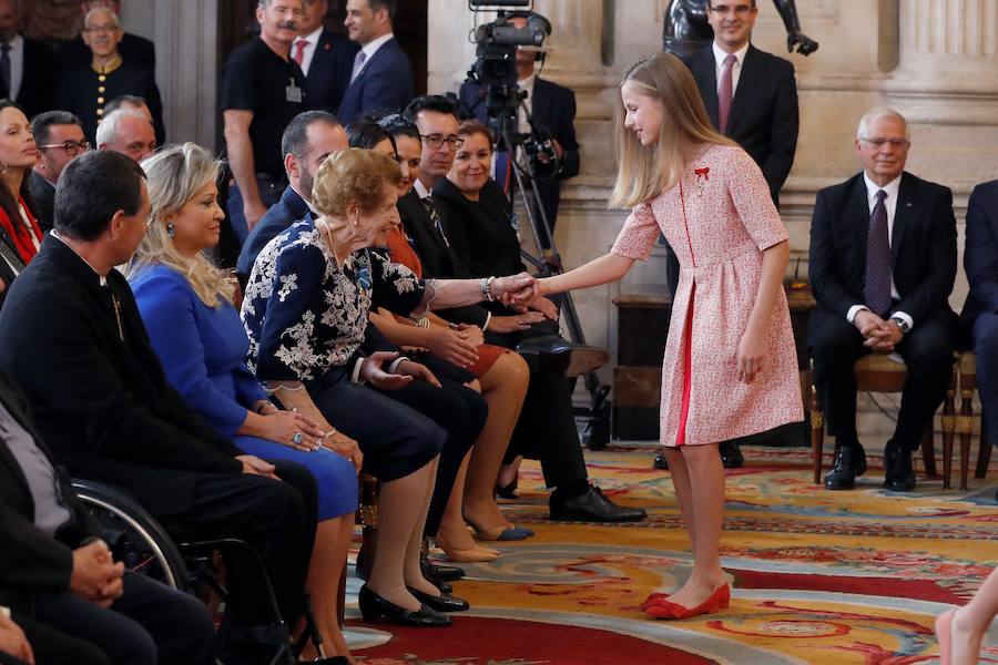 Fotos: Imposición de condecoraciones por el V aniversario del reinado de Felipe VI