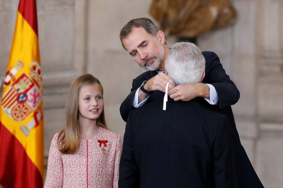 Fotos: Imposición de condecoraciones por el V aniversario del reinado de Felipe VI