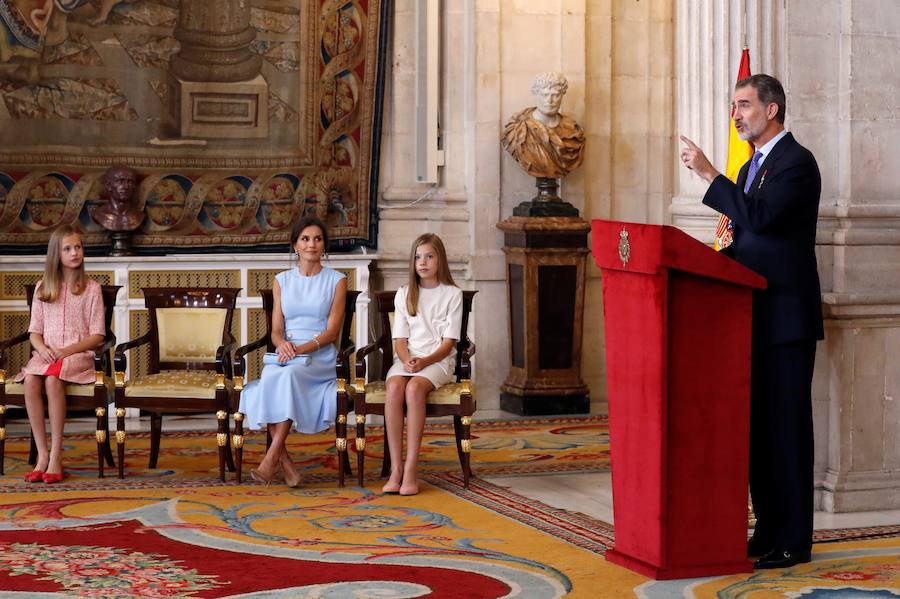 Fotos: Imposición de condecoraciones por el V aniversario del reinado de Felipe VI