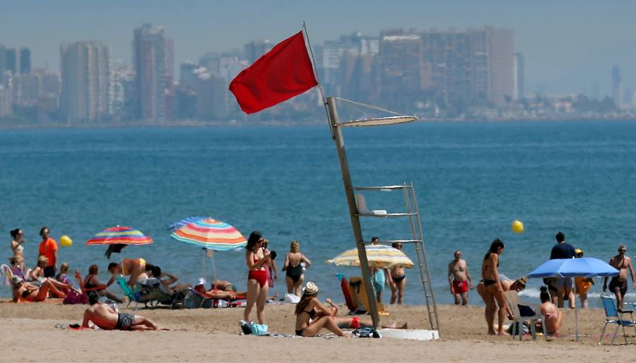 El Ayuntamiento de Alboraya ha prohibido el baño tras detectar niveles elevados de parámetros microbiológicos