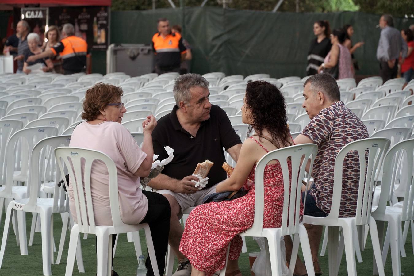 Fotos: Ana Belén encandila Valencia en la Feria de Julio