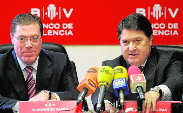 Domingo Parra y José Luis Olivas, en una comparecencia pública como consejero delegado y presidente de Banco de Valencia.