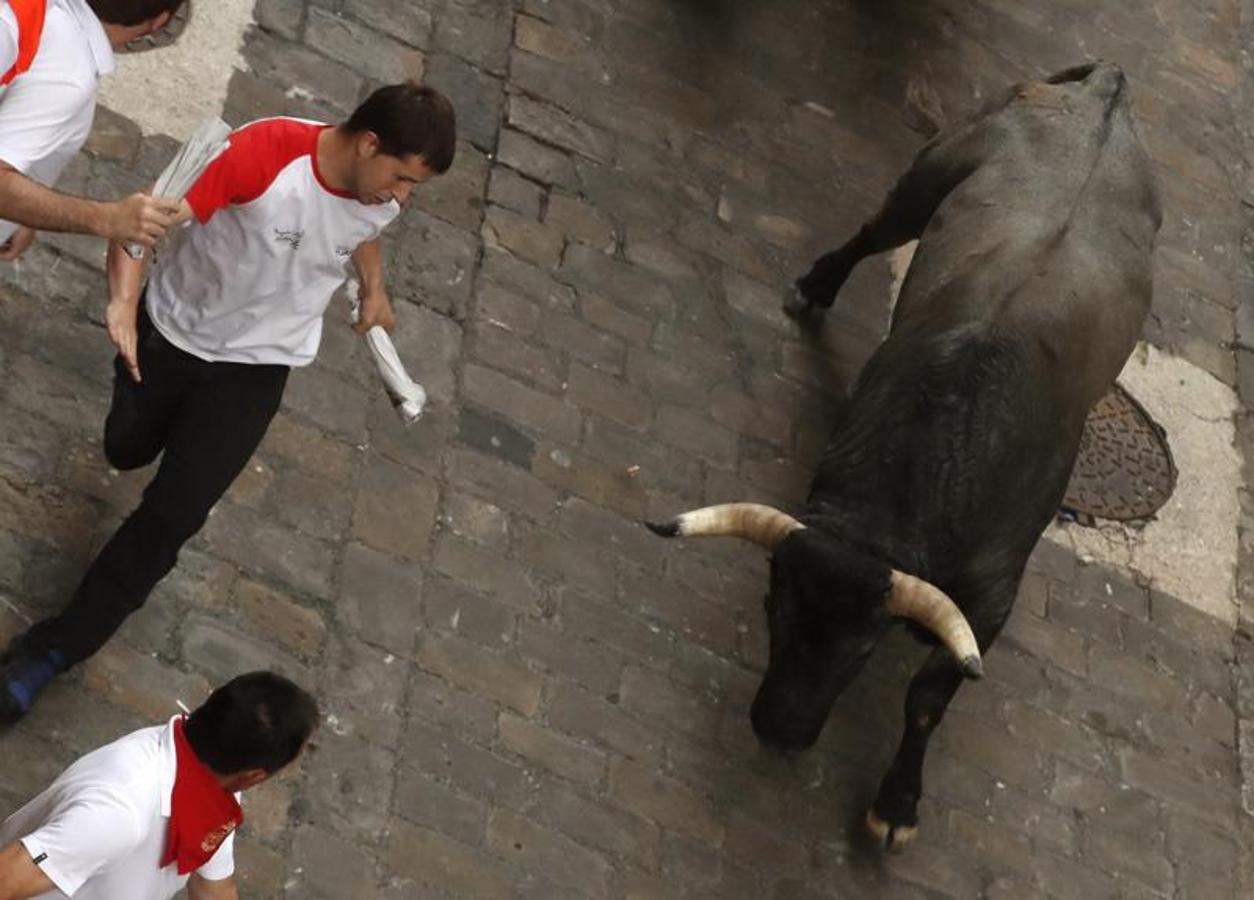 Fotos: Los toros de José Escolar protagonizan un encierro rápido y limpio