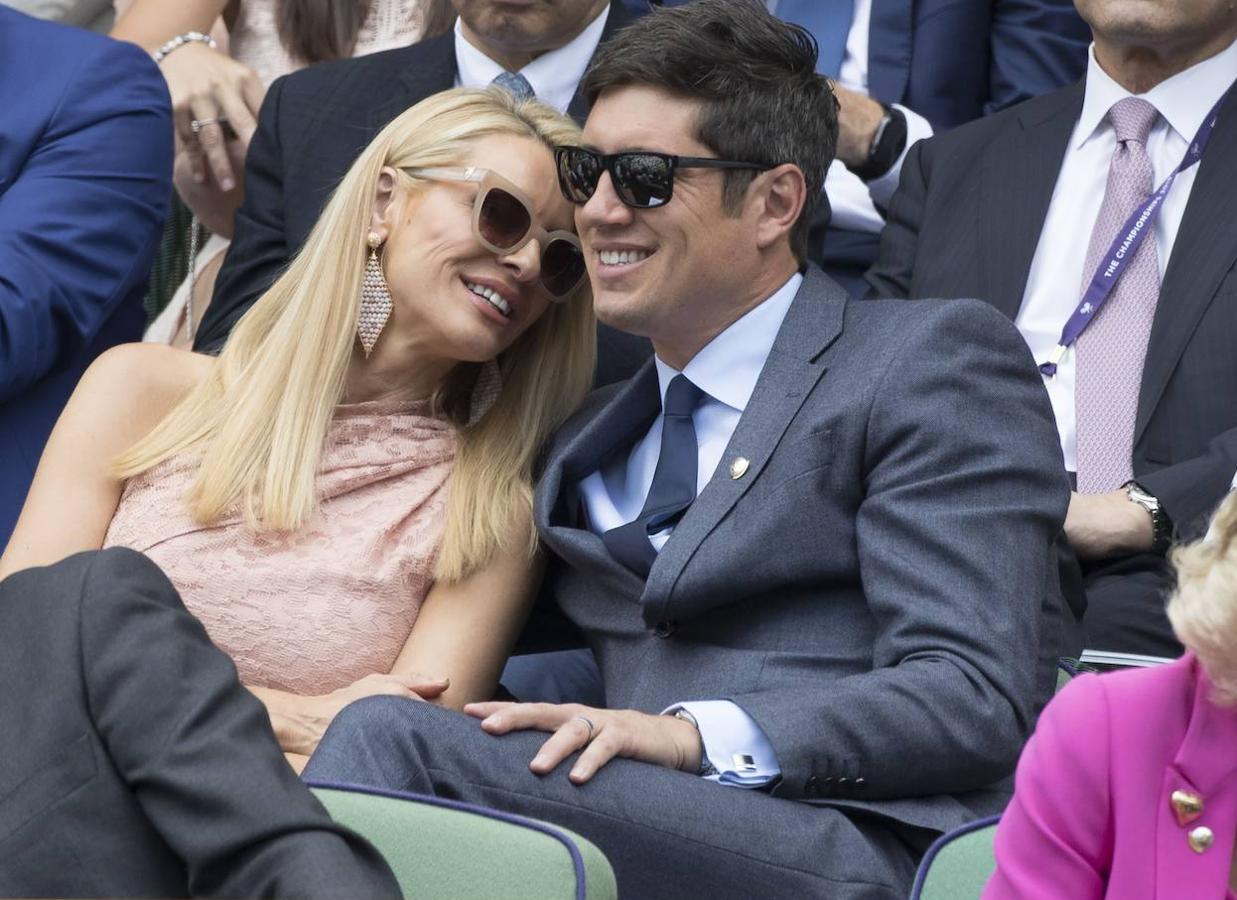 La modelo Tess Daly y el presentador Vernon Kay.