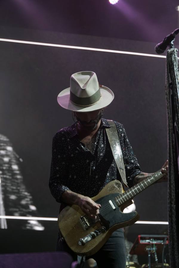 El artista ha presentado 'Nuclear' este viernes en los Conciertos de Viveros de Valencia.