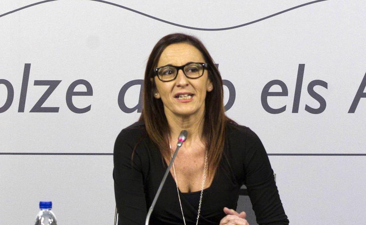 Maria Josep Amigó fue presidenta en funciones de la Diputación.