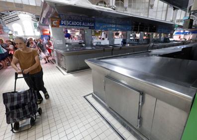 Imagen secundaria 1 - Mercado Central de Valencia | Pescaderías cerradas en el Mercado Central de Valencia