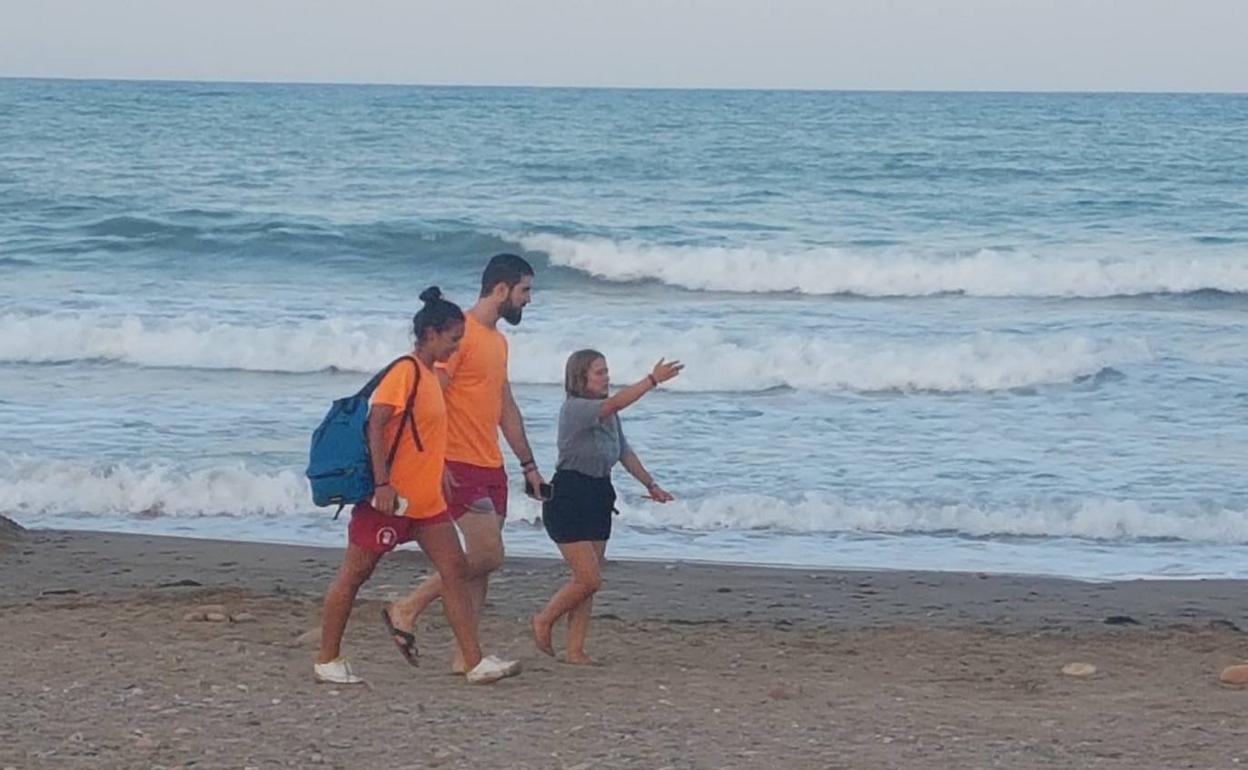 El equipo de socorristas de la playa de El Puig. 