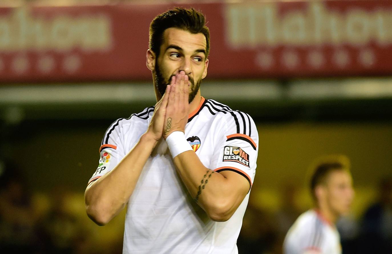 Álvaro Negredo. 30 millones de euros. Al-nasr