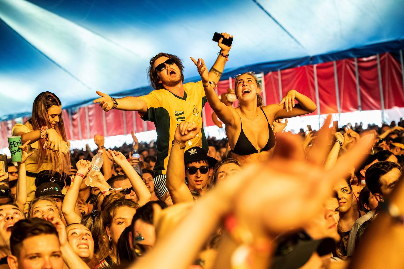 En Hungría se celebra el Sziget Festival 2019, uno de los festivales más importantes del verano. La fiesta ha empezado este 7 de agosto y continuará sin descanso hasta el próximo día 13. El cartel está encabezado durante estos días de festival con artistas de la talla de Ed Sheeran, Franz Ferdinand y Martin Garrix, entre otros.