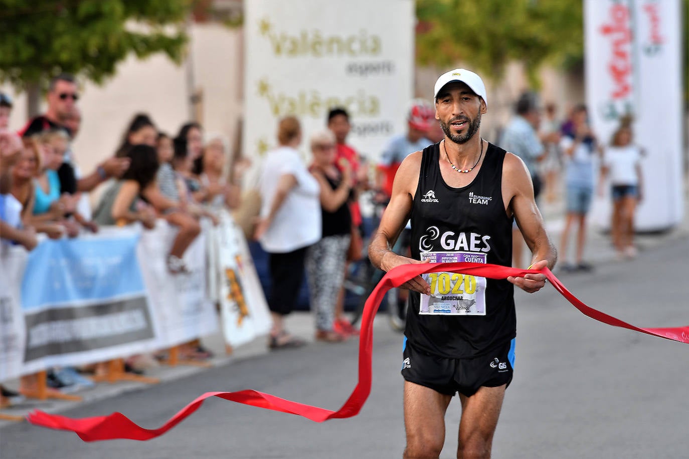 Fotos: Búscate en la 10K XXIV Carrera Tomatina de Buñol 2019