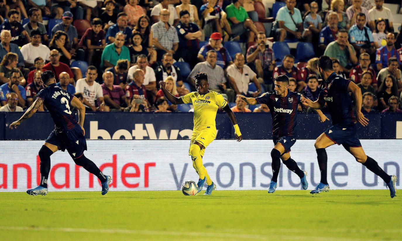 Fotos: El Levante-Villarreal de la segunda jornada de LaLiga en imágenes