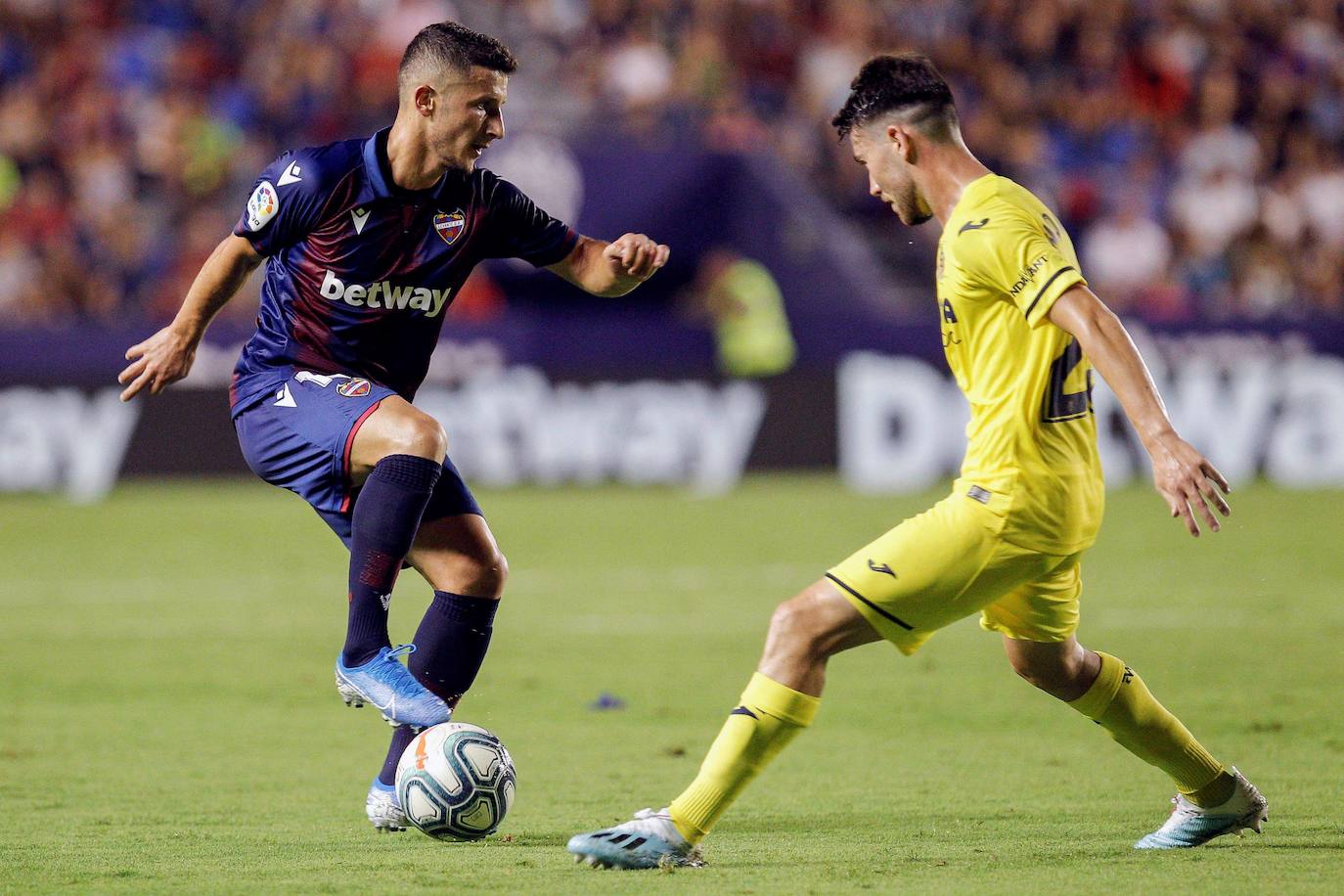 Fotos: El Levante-Villarreal de la segunda jornada de LaLiga en imágenes