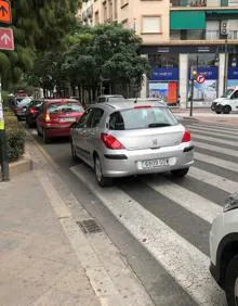 Imagen secundaria 2 - Primeras retenciones en la gran vía por el cambio en Ruzafa