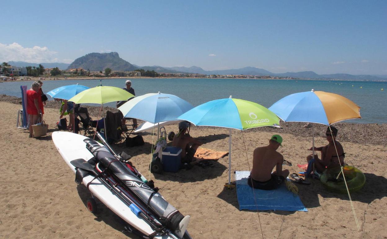 Playa dels Molins, en Dénia. 