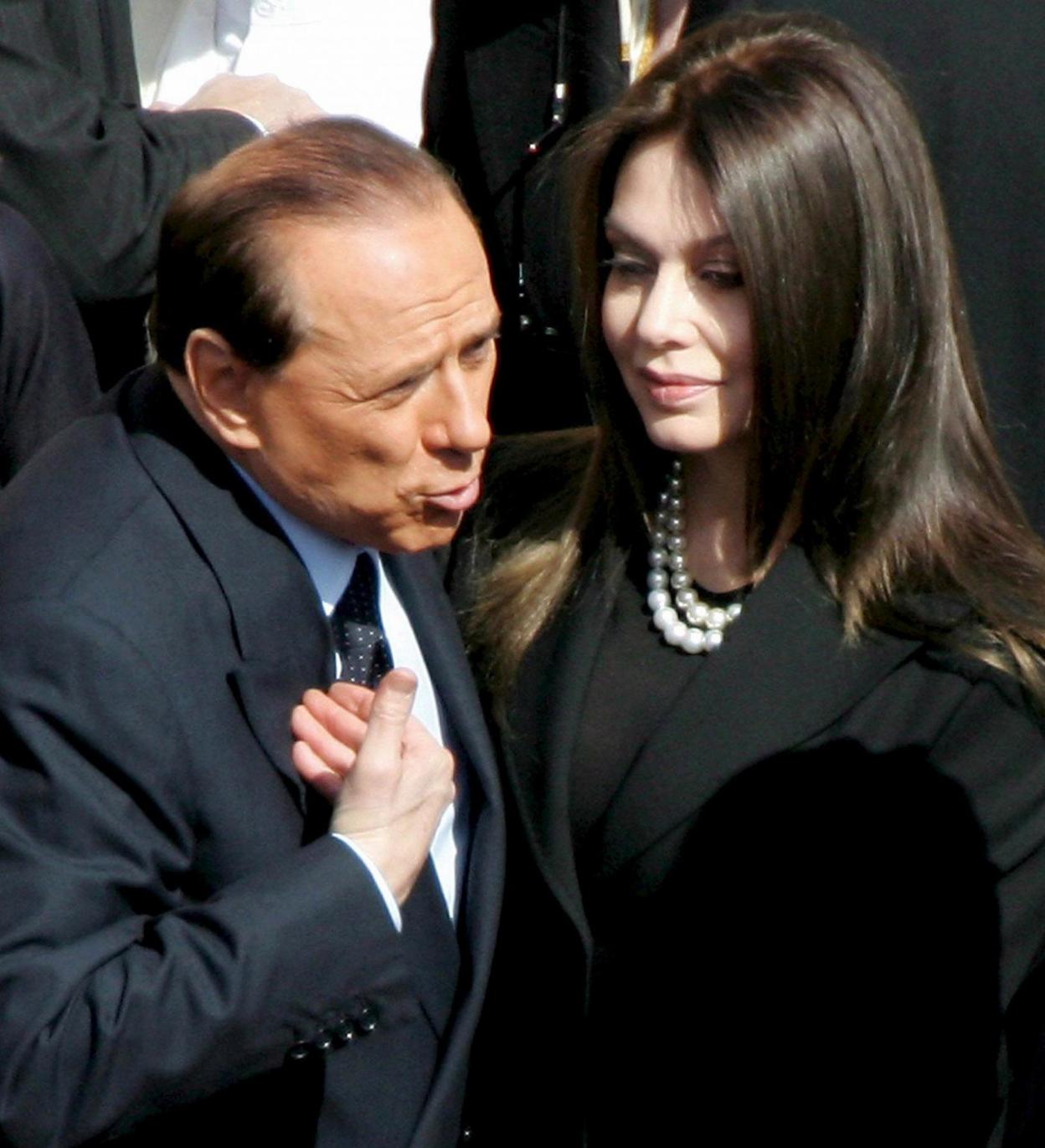 Silvio Berlusconi y Veronica Lario, cuando aún estaban casados. 