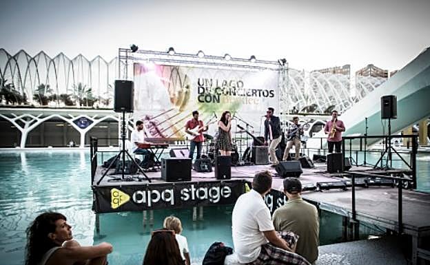 Ciclo de actuaciones en directo en la Ciudad de las Artes y las Ciencias.
