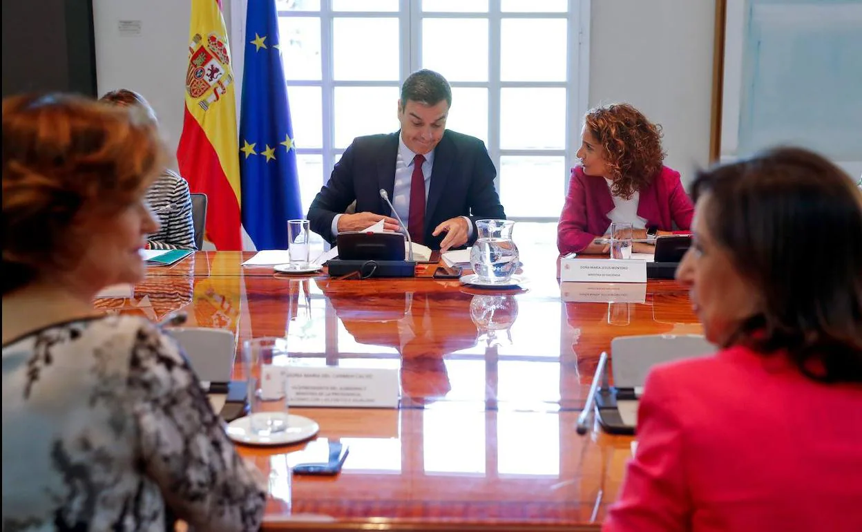 El presidente del Gobierno, Pedro Sánchez, este jueves, en la comisión interministerial del 'brexit'.