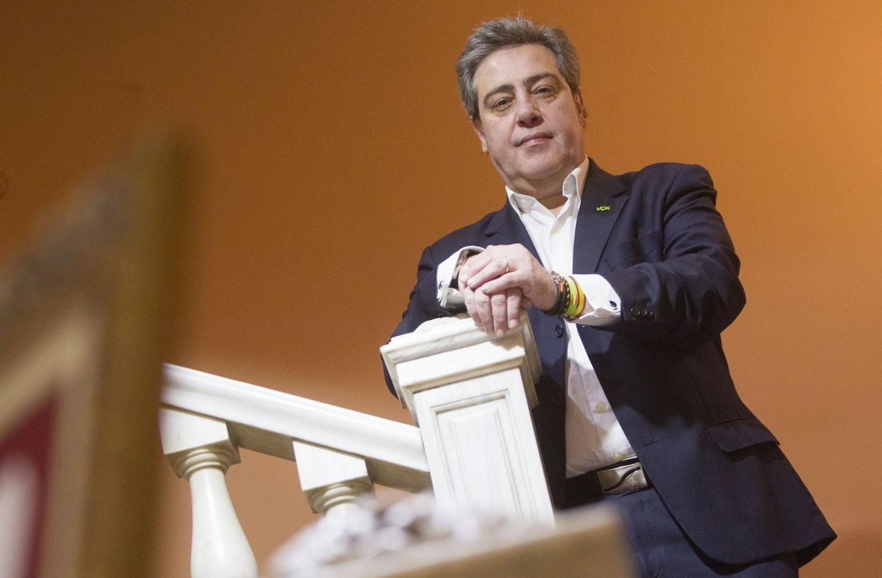 José María Llanos. 