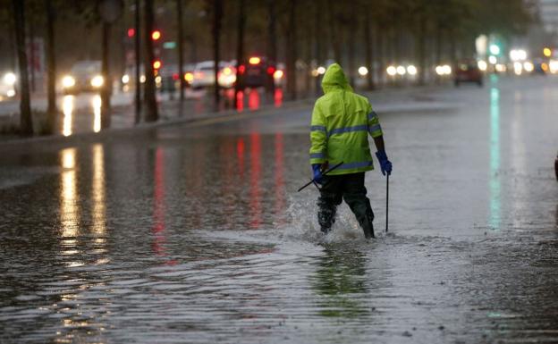 Una nueva gota fría amenaza con fuertes lluvias a la Comunitat