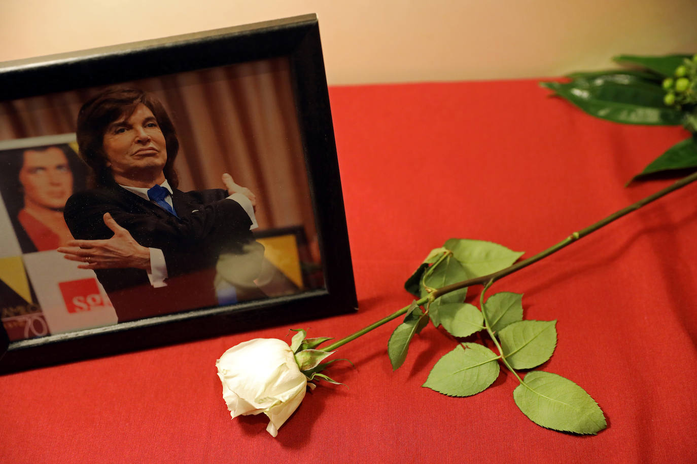 Fotos: La capilla ardiente de Camilo Sesto, en imágenes