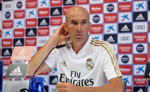 Zinedine Zidane, durante la rueda de prensa. 