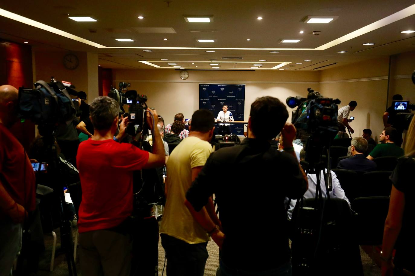 Fotos: La rueda de prensa de Marcelino en imágenes