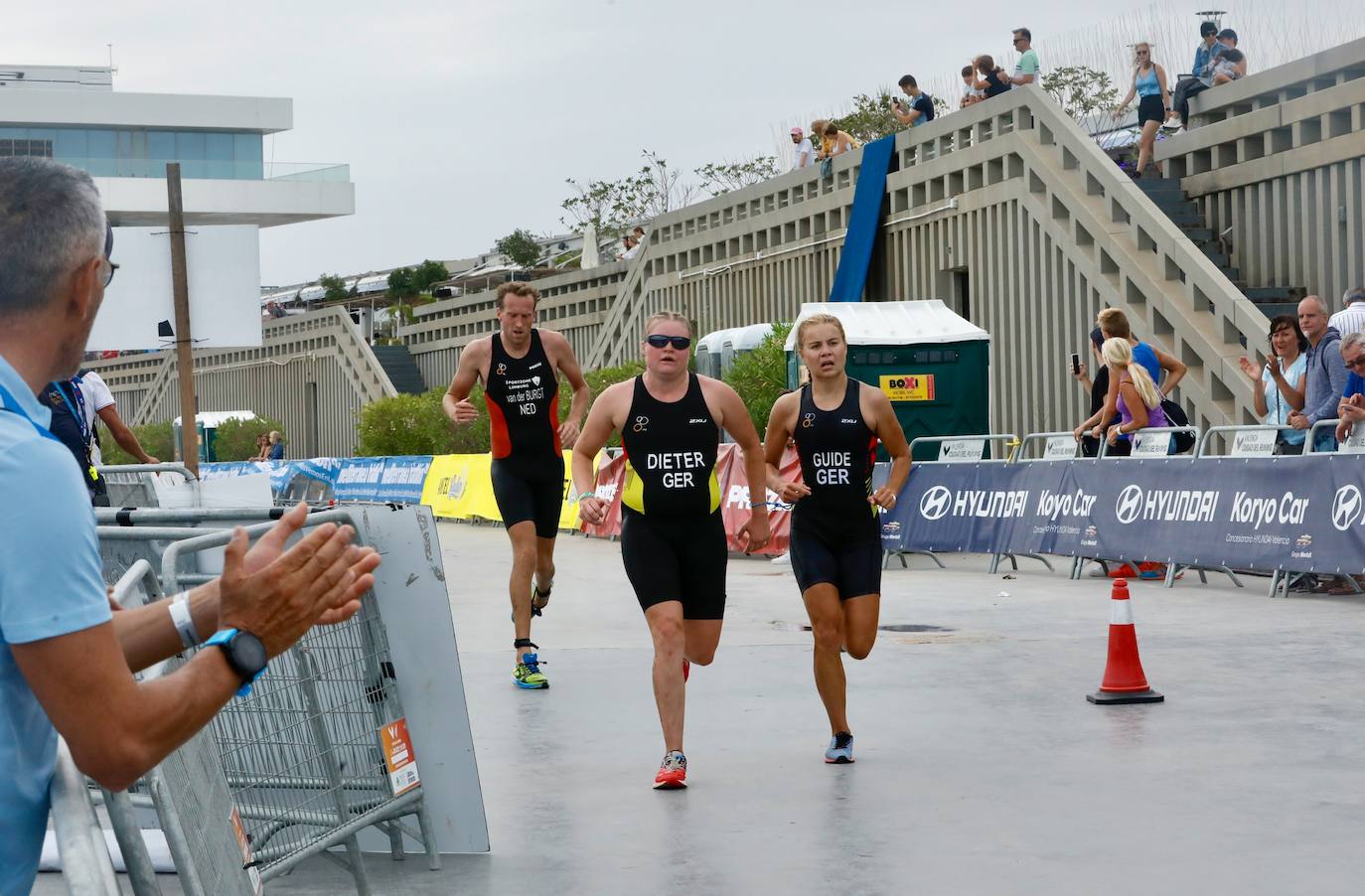 Fotos: Búscate en el Campeonato de Europa de Triatlón en Valencia