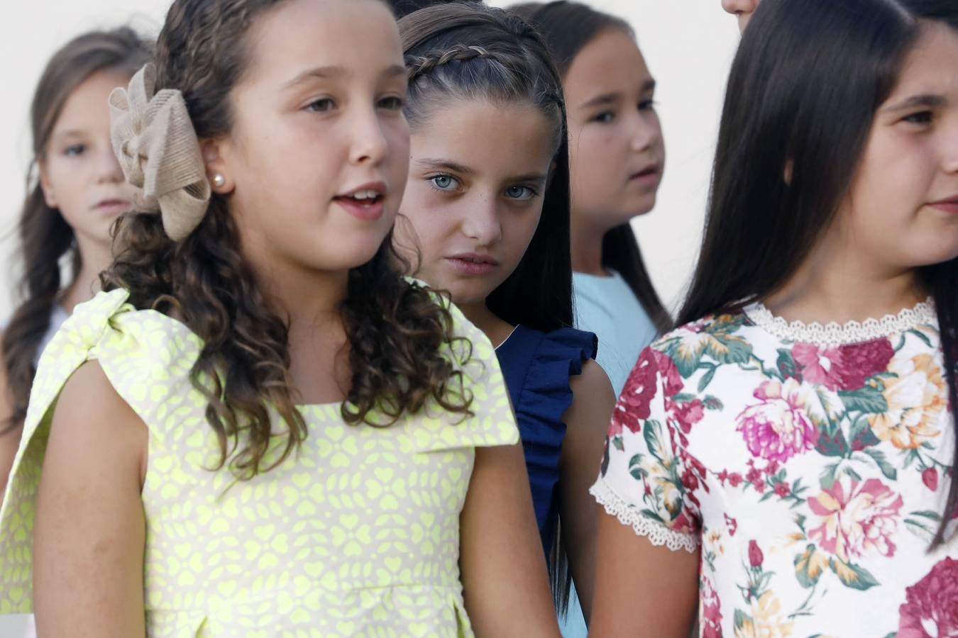 Las 13 aspirantes a fallera mayor de Valencia 2020 y las 13 niñas que sueñan con ser fallera mayor infantil inician el camino que concluirá con la llamada del alcalde Ribó el próximo 16 de octubre.