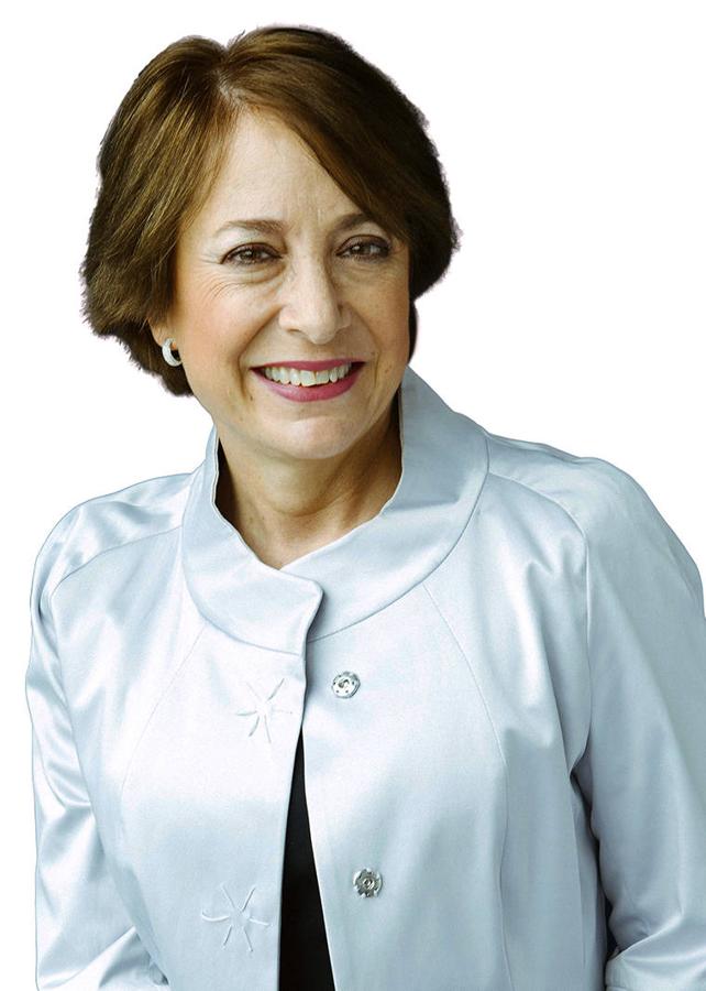 42. Paula Santilli, presidenta de PepsiCo de América Latina. 