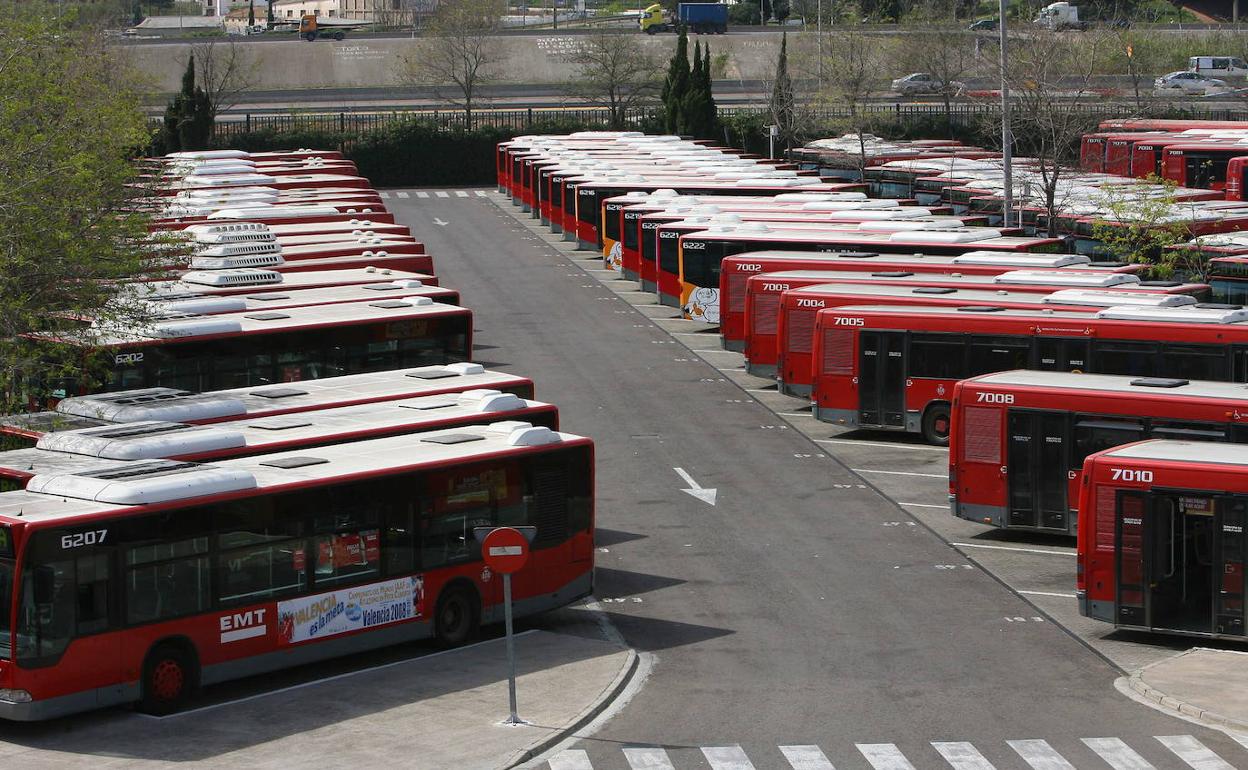 Flota de autobuses de la EMT. 