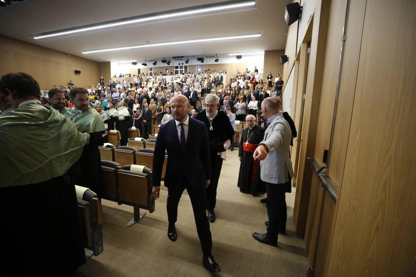 La universidad inaugura su Paraninfo con el acto de apertura del curso