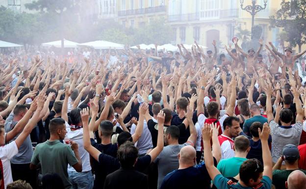 La UEFA abre expediente al Ajax por los incidentes en Mestalla