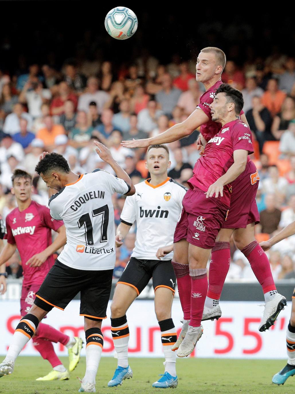 Fotos: El Valencia-Alavés, en imágenes