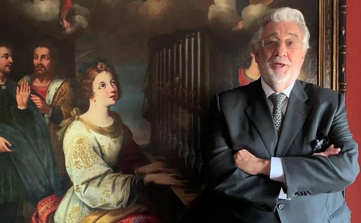 Plácido Domingo agradeció el premio con un vídeo. 