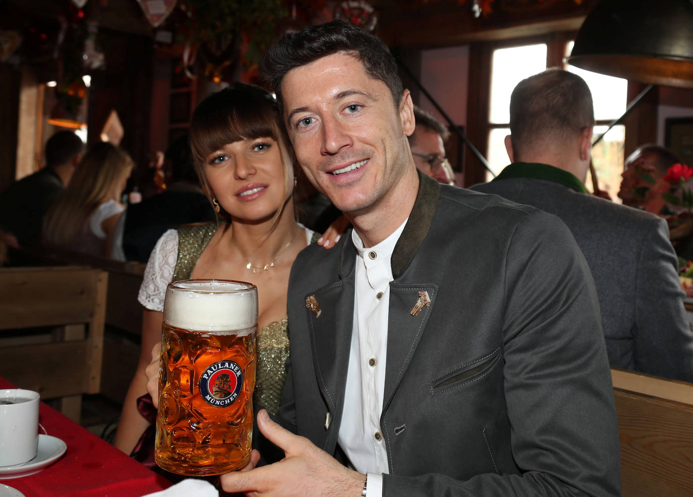 Robert Lewandowski y su mujer Anna Lewandowski.