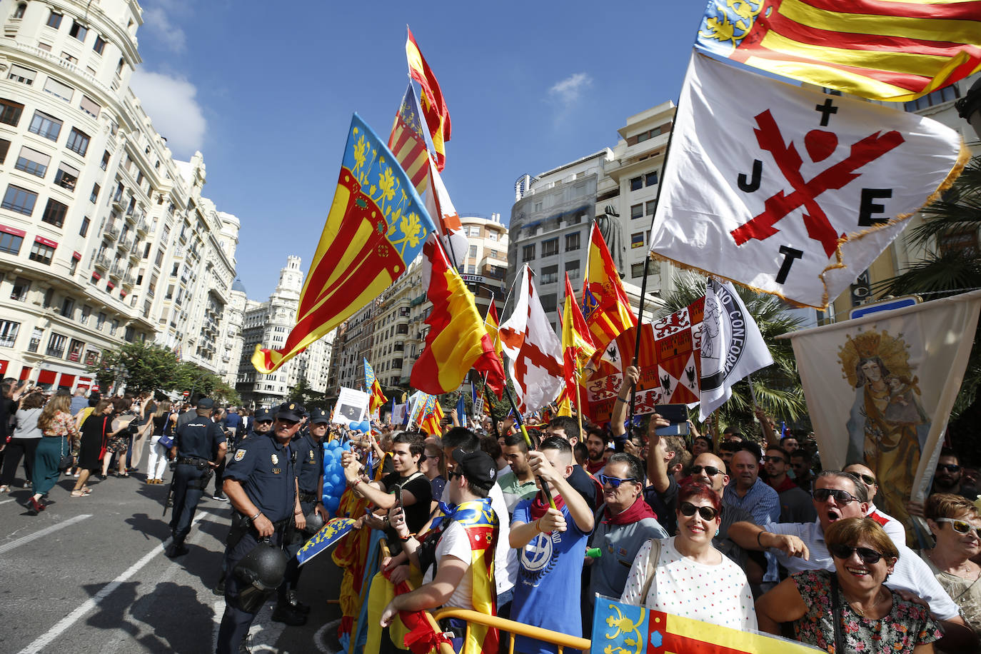 Procesión cívica de Valencia por el 9 d'Octubre de 2019