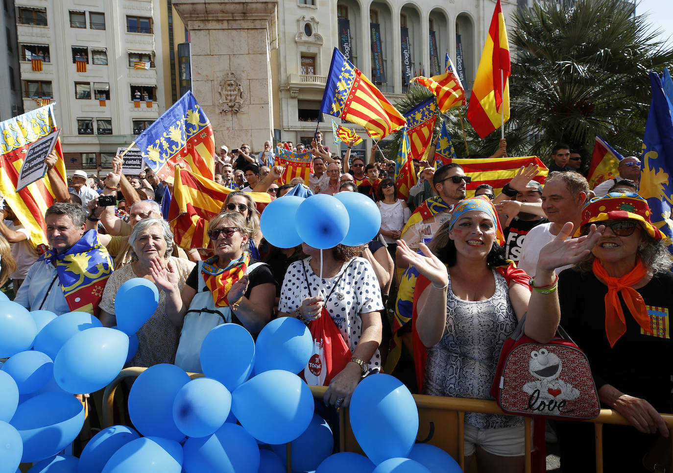 Procesión cívica de Valencia por el 9 d'Octubre de 2019