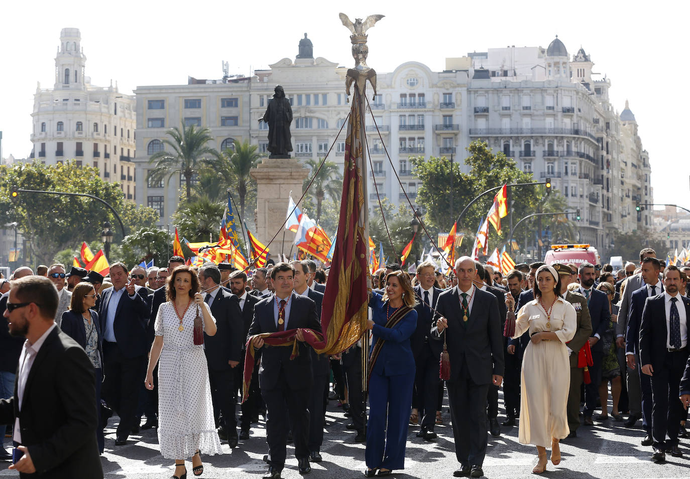 Procesión cívica de Valencia por el 9 d'Octubre de 2019