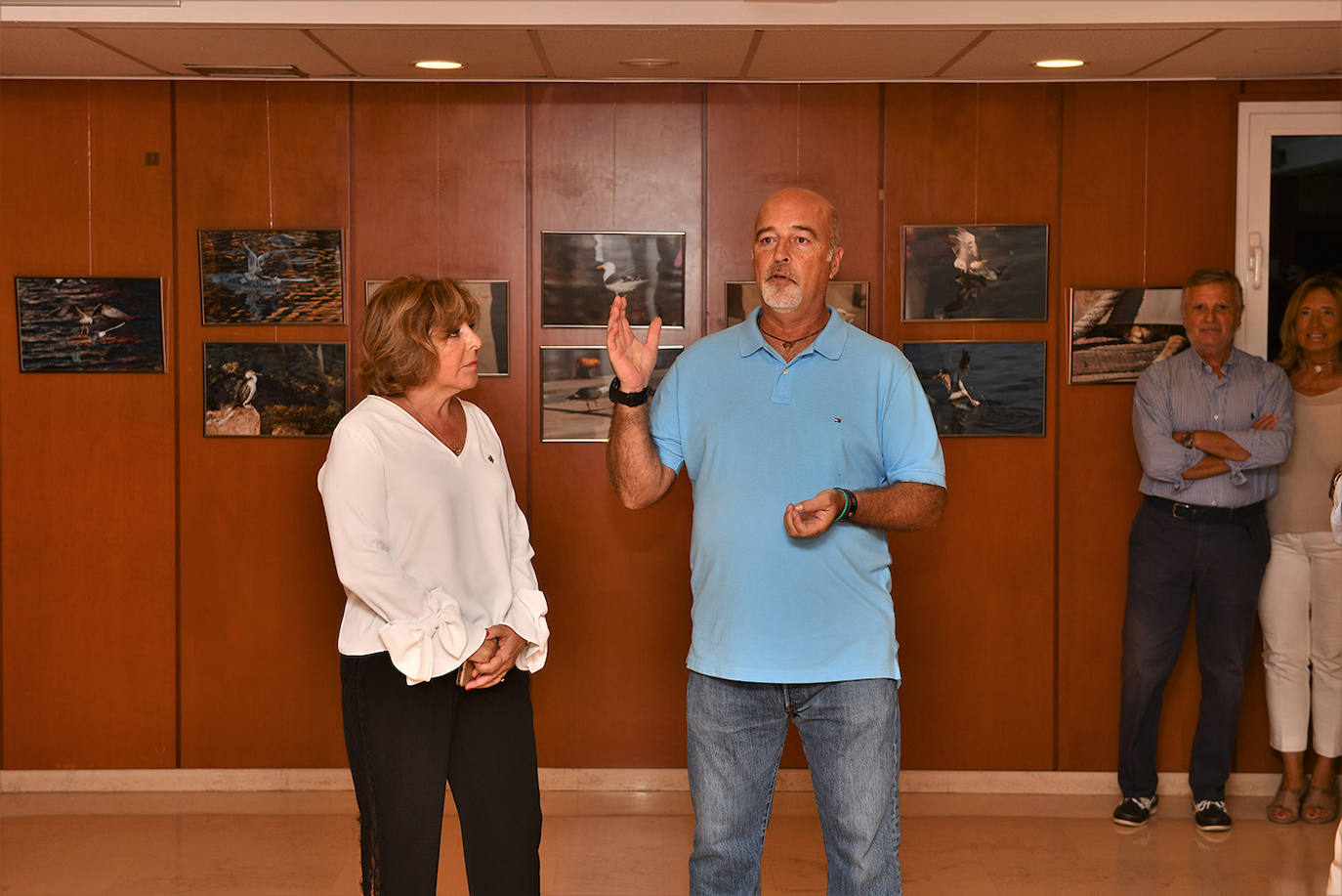 Inauguración de la exposición 'Aves a la mar' organizada por el Rotary Club Jávea en beneficio de End Polio Now