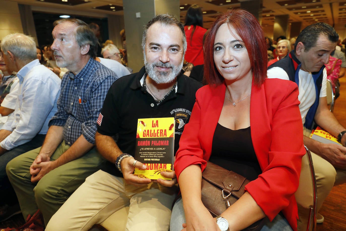 Fotos: Ramón Palomar presenta su nuevo libro, &#039;La Gallera&#039;, en el Aula LAS PROVINCIAS